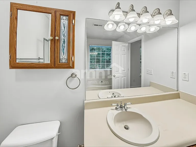 4238 Zephyrhills Dr NW — Photo 9