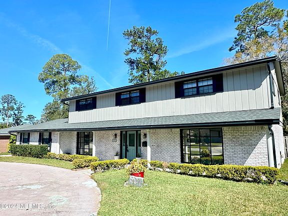 3rd image of 6935 LA LOMA Drive