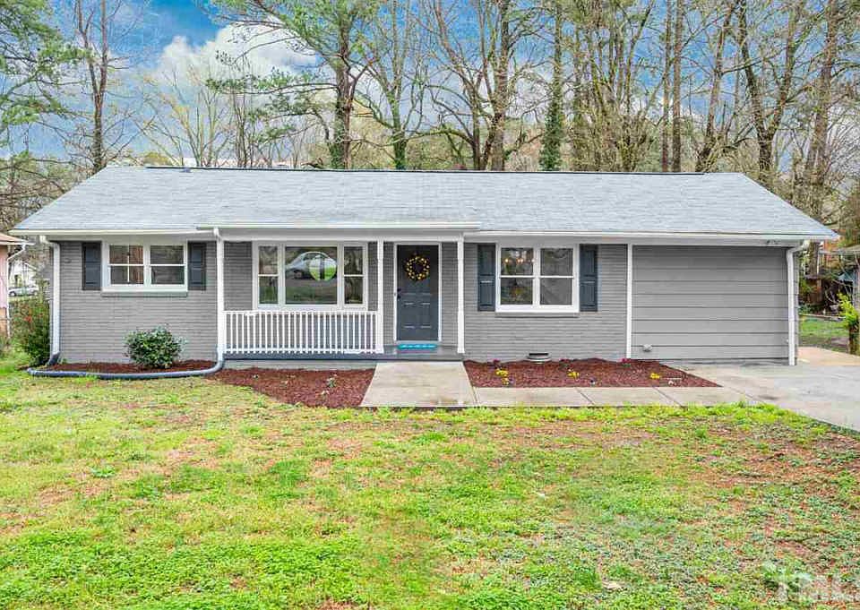 1st image of 2935 Cedarwood Dr
