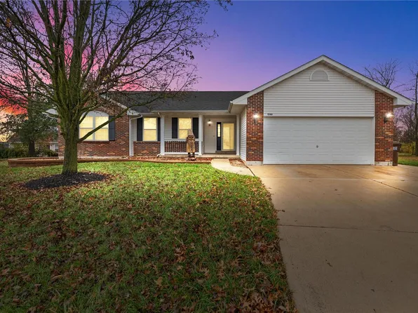 1246 Marigold Ct, Troy, MO 63379