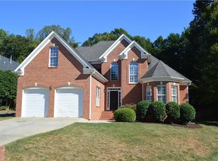 3 Waterthrush Ct, Greensboro, NC 27455