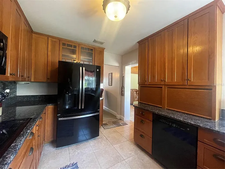 3030 W Helen Ave — Photo 19