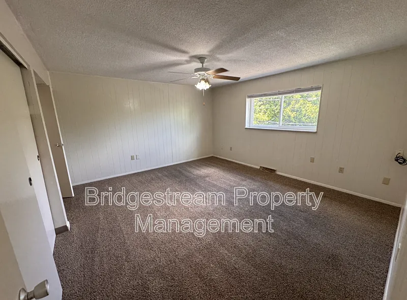 2 bed, 2.0 bath, 1100 sqft, $895 — Photo 3