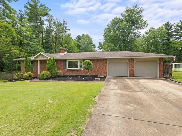 7904 New Maple Rd, Evansville, IN 47710