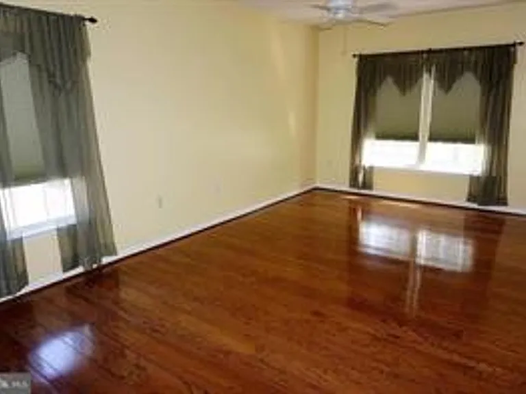 305 Willrich Cir #B — Photo 11