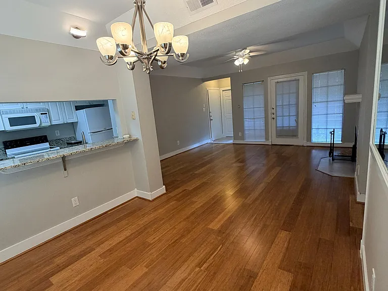 3105 San Jacinto St #111 — Photo 9