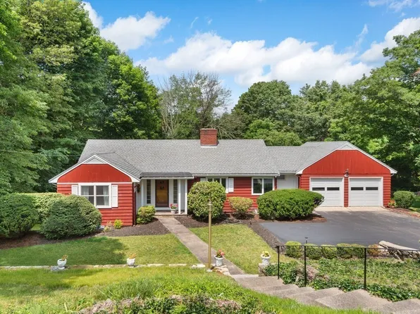 391 High St, Westwood, MA 02090