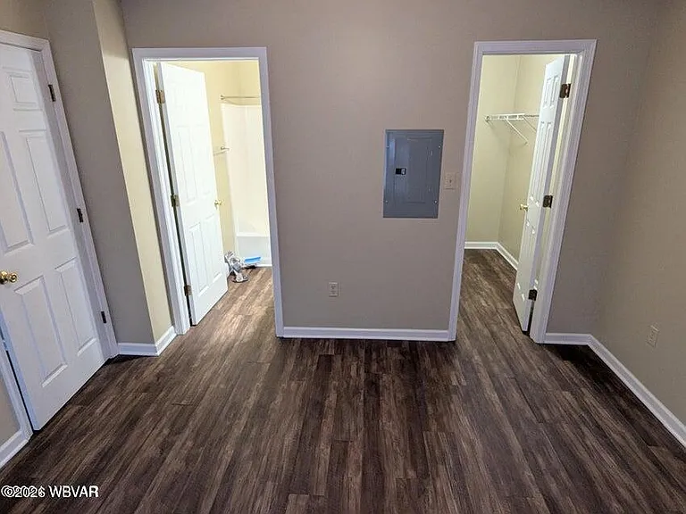 253 Underwood St — Photo 10