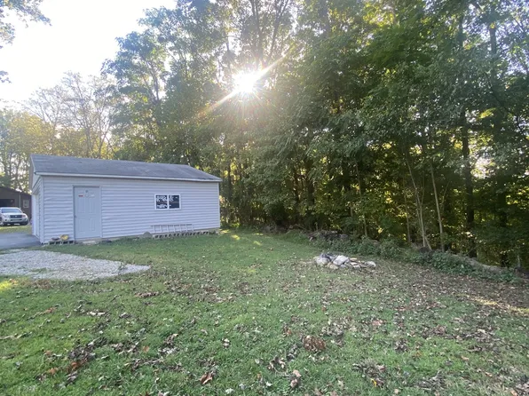 2260 Lee Rd, Spring Hill, TN 37174