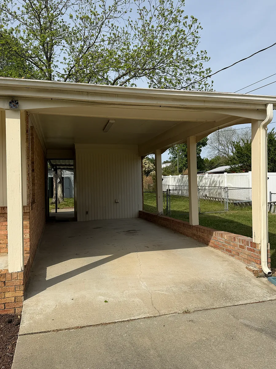 Building Photo - 3712 W Allen St