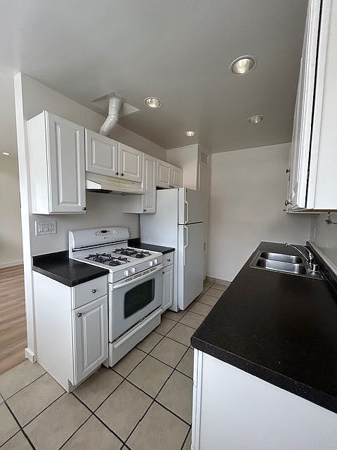 1st image of 4603 Beethoven St