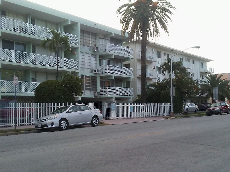 1st image of 1400 Pennsylvania Ave APT 2