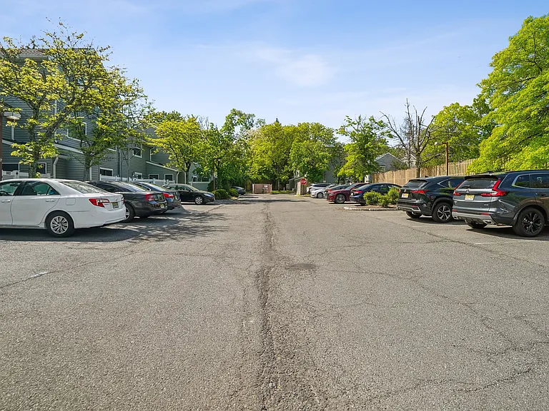 165 Essex Ave #110 — Photo 13