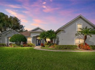 2067 Viewpoint Landings Rd, Lakeland, FL 33810