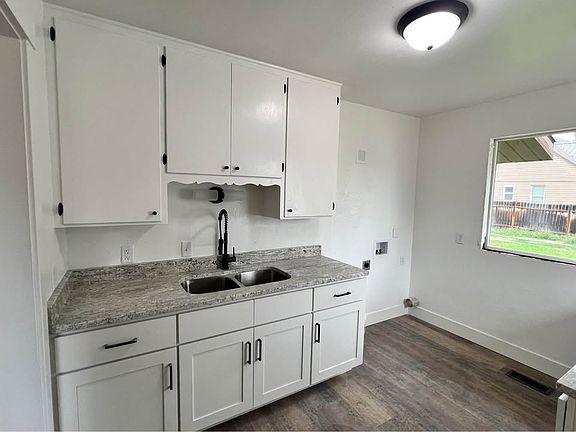 4th image of 280 W 18th St