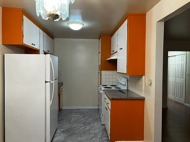 779 Deland Ave #4 — Photo 4