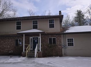 122 Crane Rd, Lakeville, PA 18438