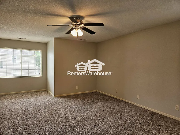 1400 S 52nd St #60 — Photo 16