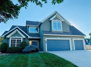5604 NW 88th St, Kansas City, MO 64154