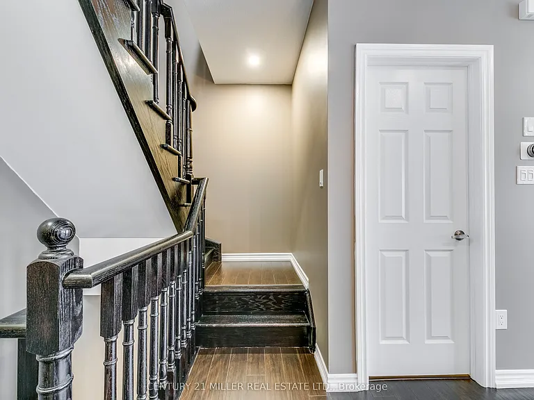 2435 Greenwich Dr #24 — Photo 21