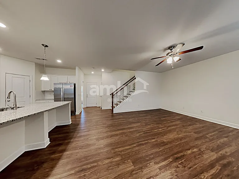 5075 Trailwater Dr — Photo 8