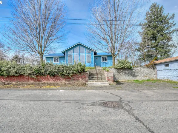 102 S Washington St, Weston, OR 97886