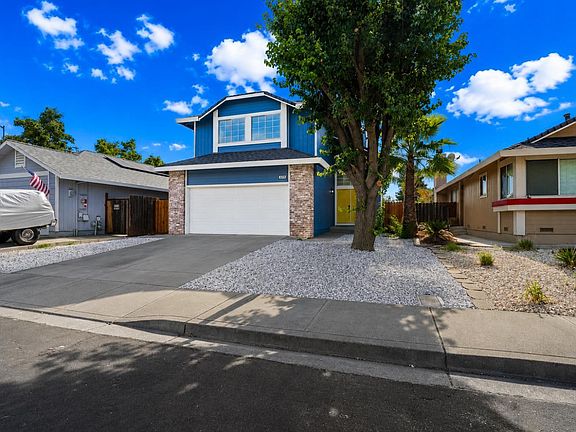 2nd image of 474 Zachary Drive