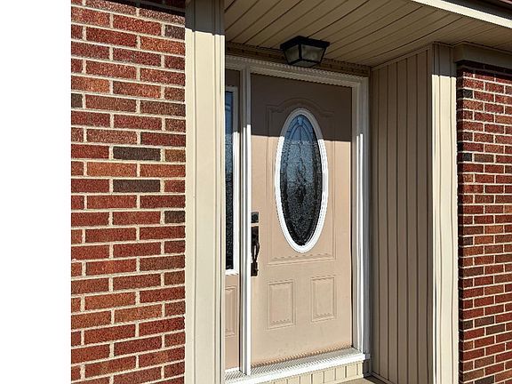 4th image of 3713 Bernard Cir