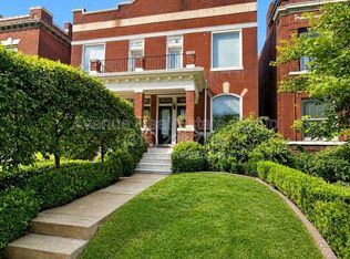 1855 Russell Blvd #B, Saint Louis, MO 63104