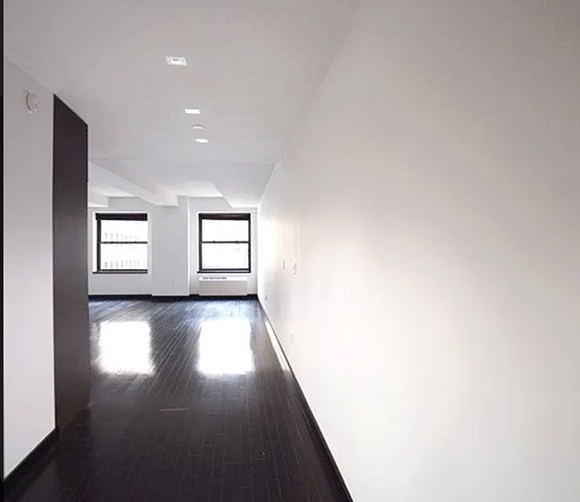 1st image of 20 Pine St APT 806