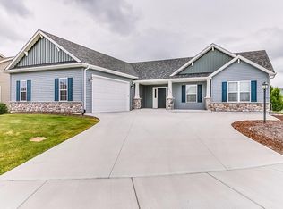 15208 70th St, Kenosha, WI 53142
