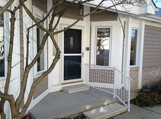2418 Manoa Ln N #2418, Toledo, OH 43615
