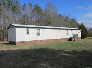 19915 Flatfoot Rd, Stony Creek, VA 23882