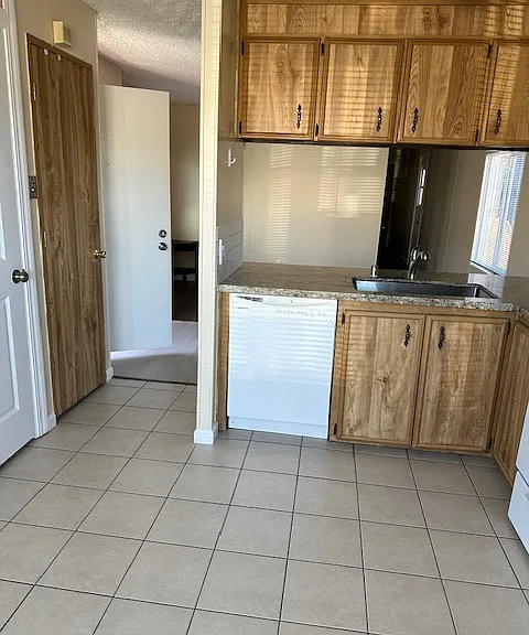 7461 Lockwood St — Photo 10