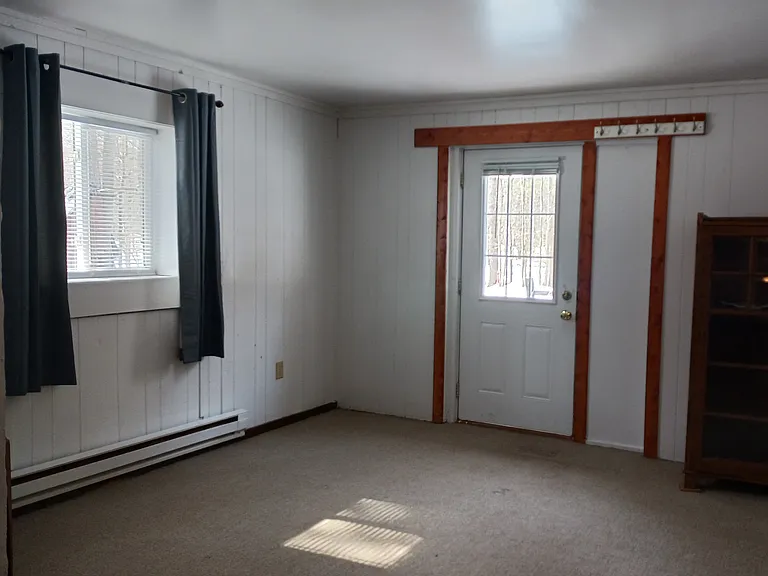 Circle Dr — Photo 3