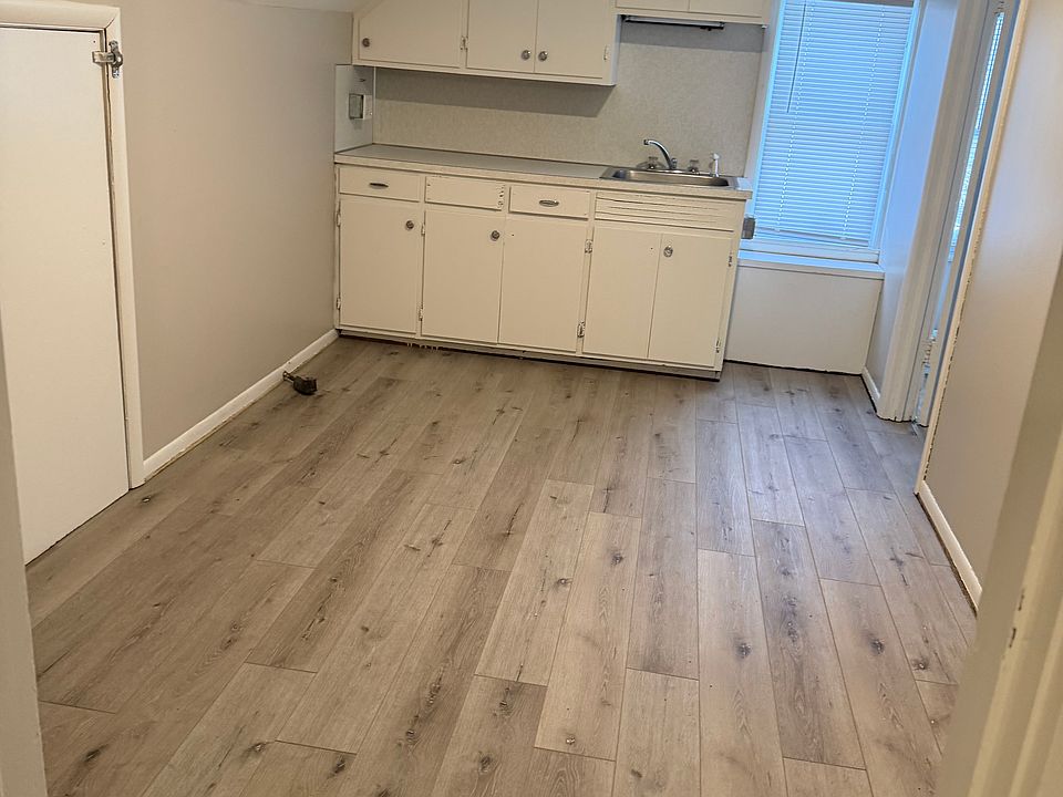 1st image of 2 W 18th St #1/2