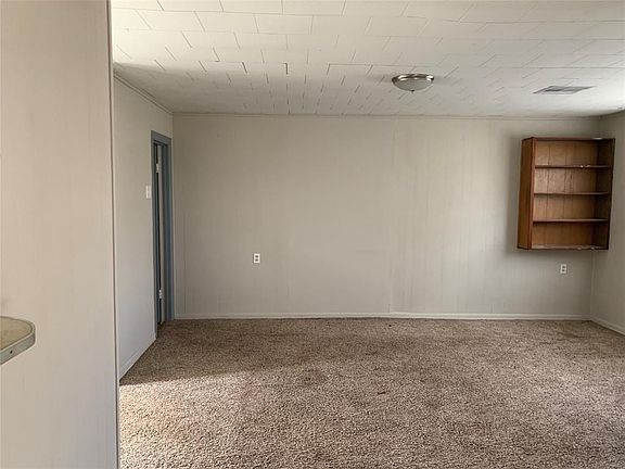 4th image of 1510 Scarborough Ln