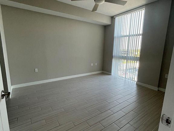 2nd image of 3031 SW 37th Ave #302