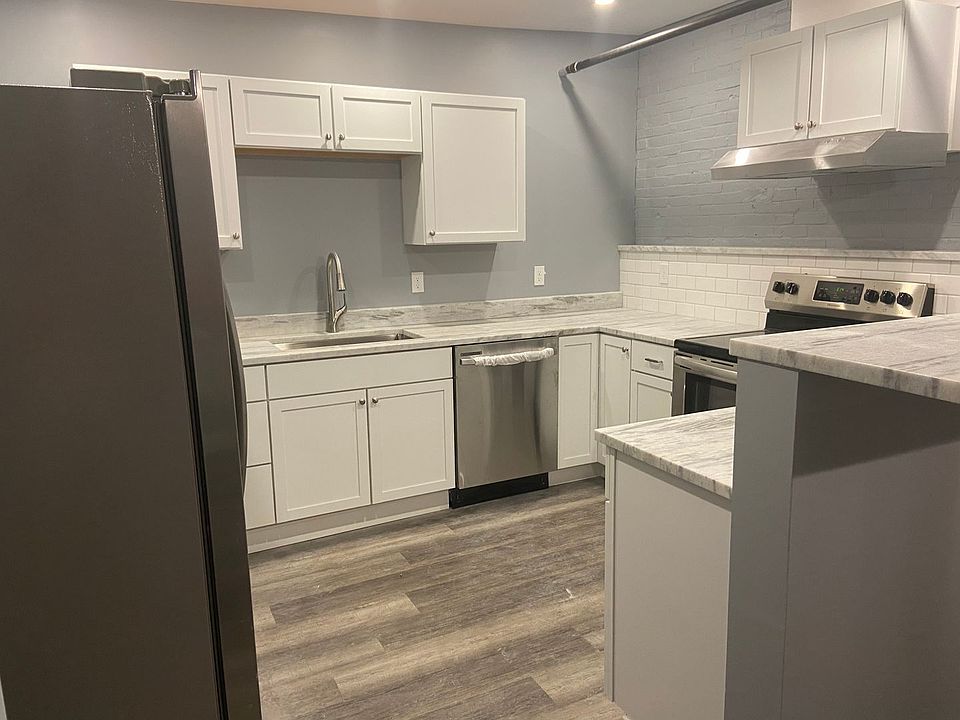 1st image of 117 Maine St #1