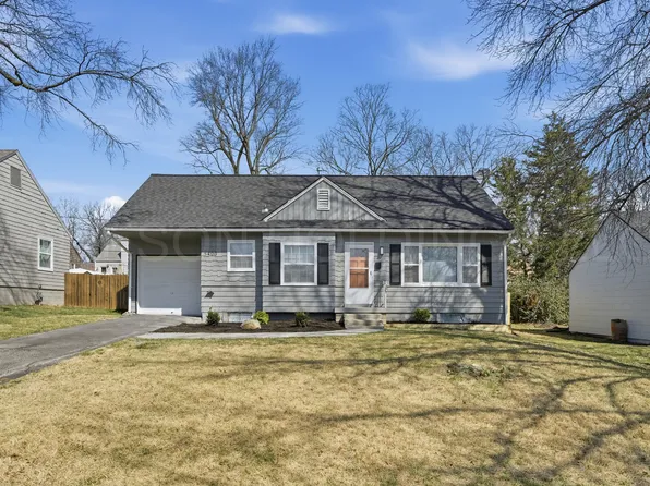 5400 W 50th Ter, Roeland Park, KS 66205