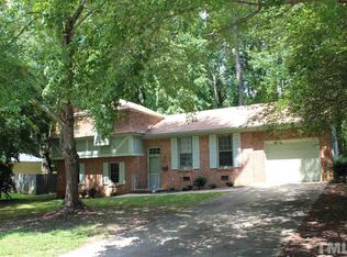 1034 Manchester Dr, Cary, NC 27511