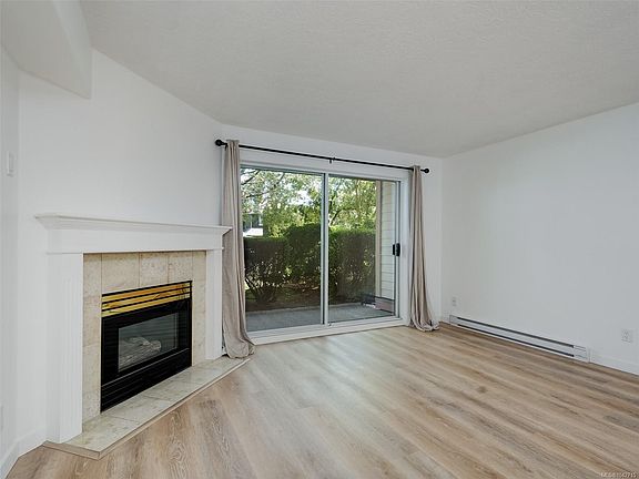 5th image of 3724 Harriet Rd #101