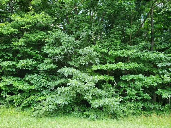 1459 NE Kutenai Trl, Greensburg, IN 47240