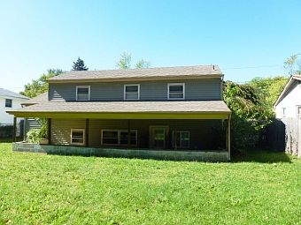 2nd image of 223 Somerset Rd