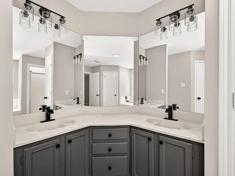 4906 Pleasure Lake Ln — Photo 28