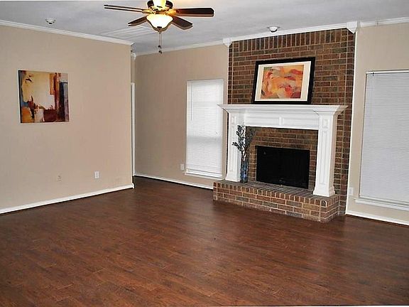 5th image of 5606 Lee Hutson Ln