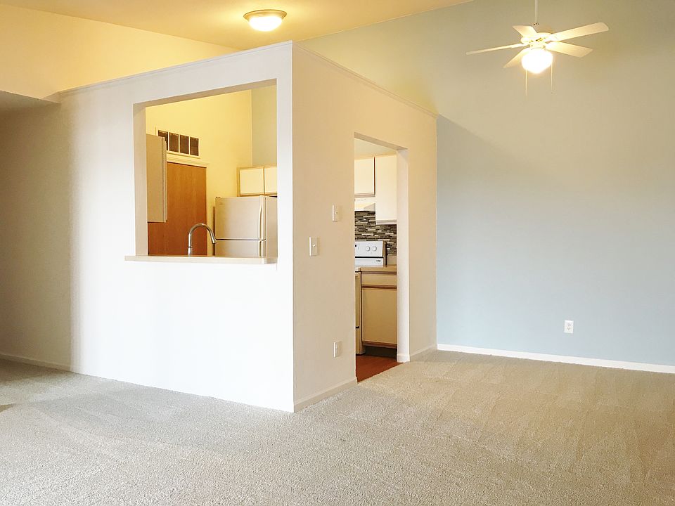 15805 Goddard Rd Southgate MI Zillow