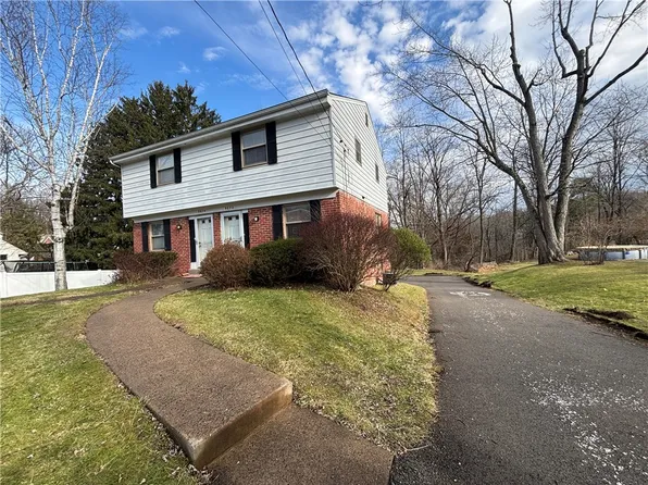 9072 Ringeisen, Pittsburgh, PA 15237