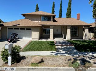 2333 N Lawnview Ct, Simi Valley, CA 93065