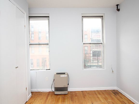 4th image of 260 Jefferson St APT 2R